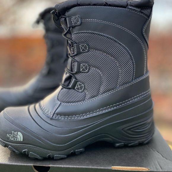 The North Face Other - The North Face Youth Alpenglow IV Winter Snow Boots Size:7 the Size Fit women